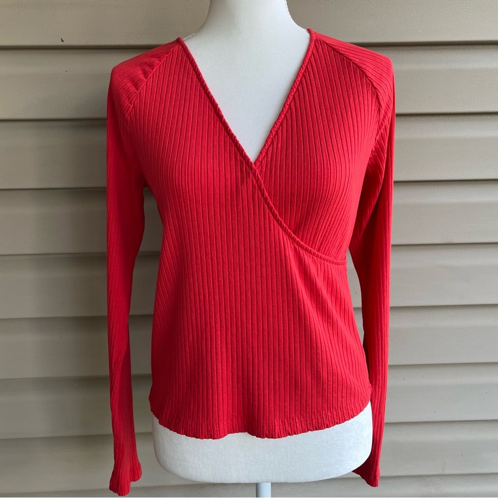 •Universal Thread• Ribbed Knit Surplice Top - Size Large